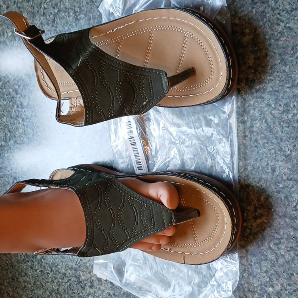 Womans Sandals Dark Green 39 New